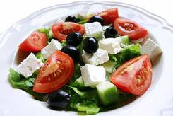 Греческий салат. Рецепт с Фетаксой